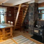 100 Years Old Norwegian Log House In Дом отдыха *