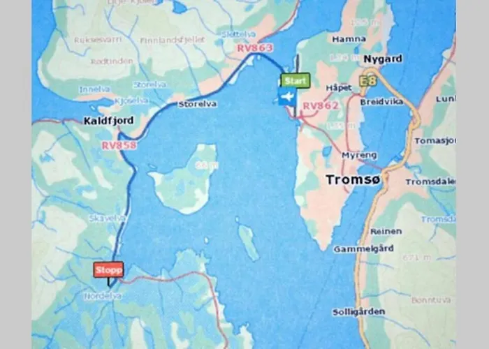 100 Years Old Norwegian Log House In Tatil Evi Tromsø