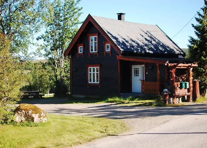Feriehus 100 Years Old Norwegian Log House In *